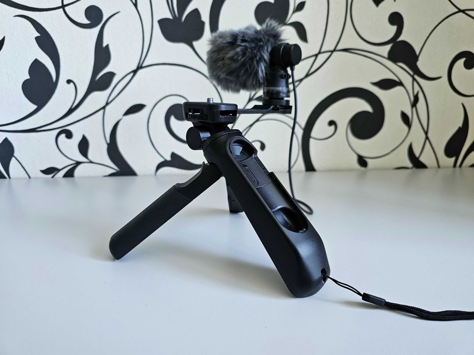 ПРОДАМ Штатив камеры Canon HG-100TBR + Стереомикрофон Canon DM-E100.