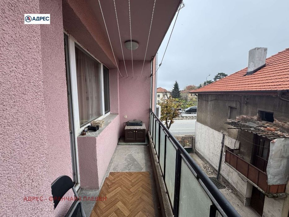 Продава се Тристаен апартамент в Враца, Металург - 90 кв.м за 1676 €/кв.м - Снимка #8