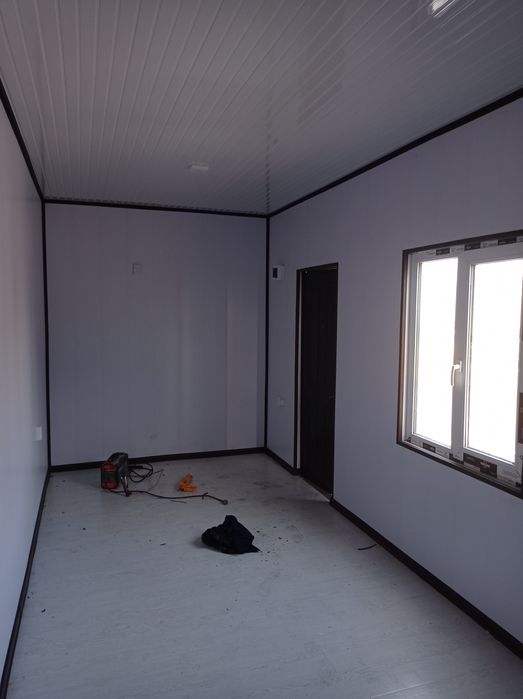 Kantener kontayner tayor ofes