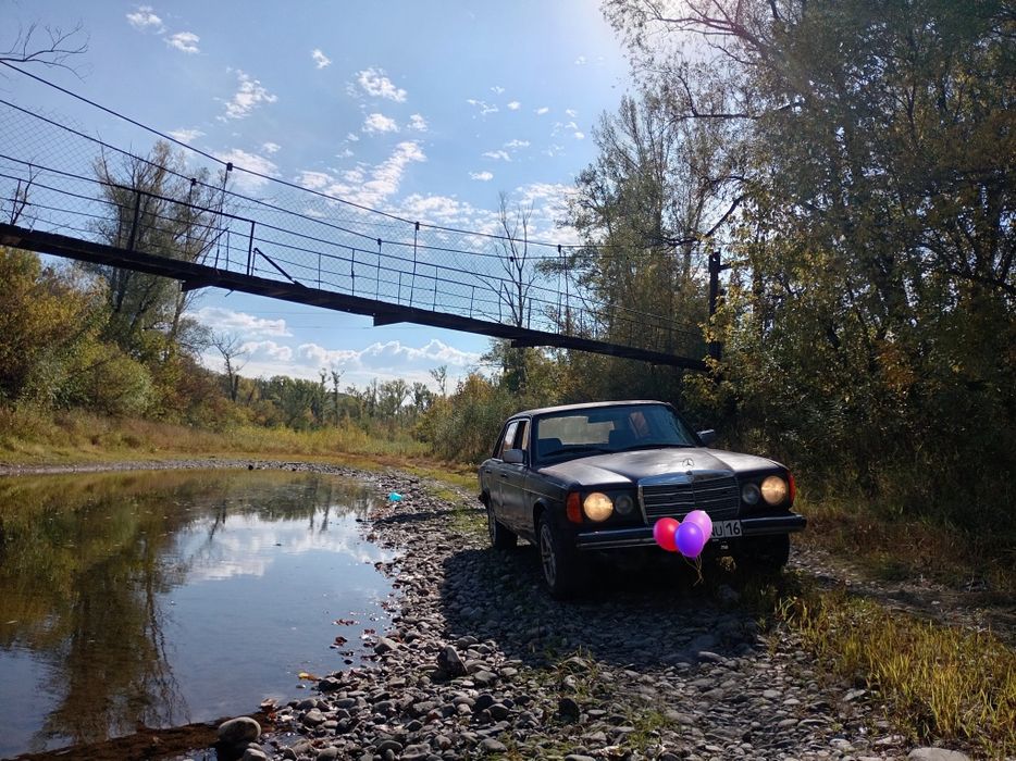 Продам мерседес 123