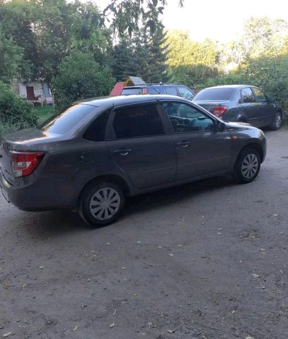 Продам авто Лада Гранта