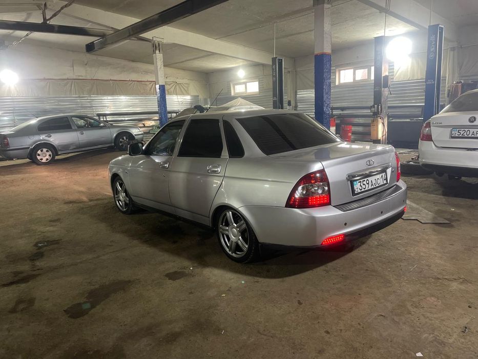 Продам авто приора 2