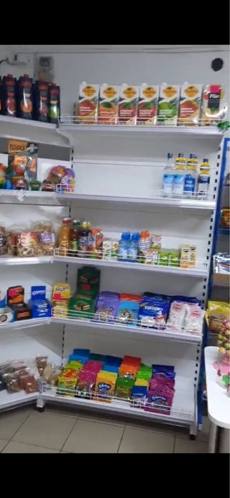 Полки для магазина