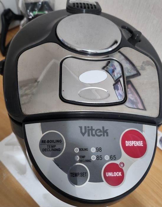 Термопот Vitek  4 л, б/у