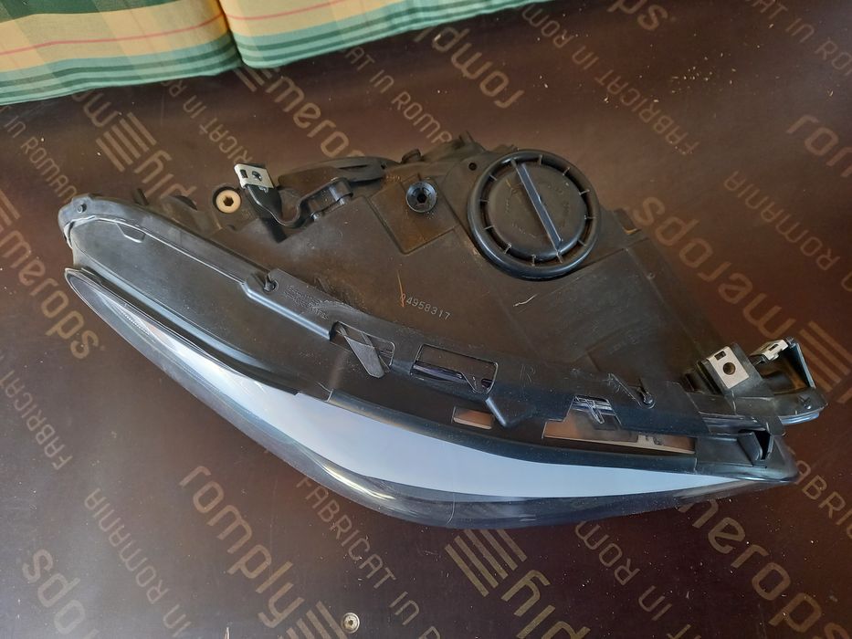 Far dreapta halogen Bmw F10 F11 nfl impecabil Europa