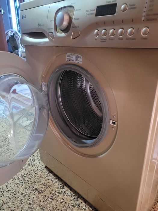 Стиральная машина автомат