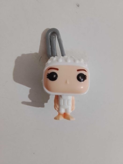 Фигурки очень странные дела