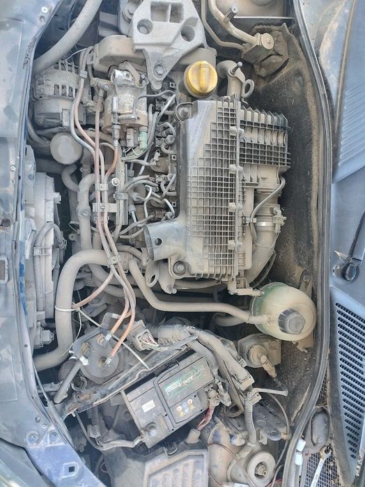 Renault clio mk2 facelift 1.5dci на части