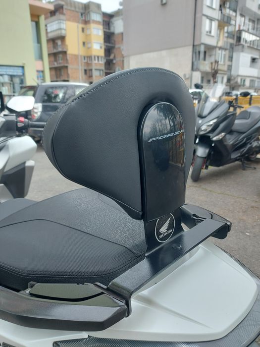 Облегалка за Honda Forza