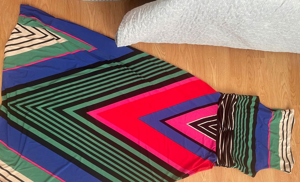 Красива рокля Л /ХЛ