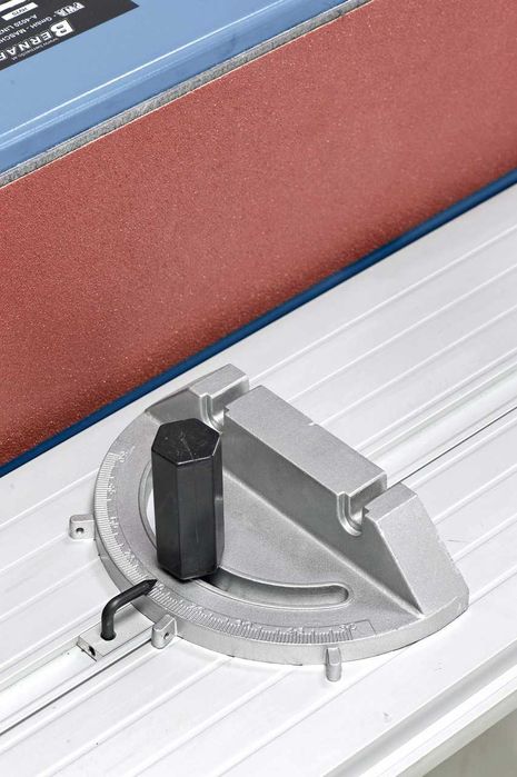 Masina pentru slefuit canturi HV 70 / 400 V