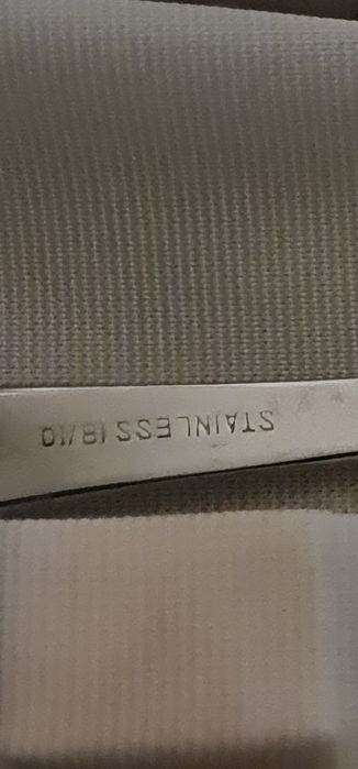 Луксозен комплект за хранене от неръждаема стомана ,висок клас