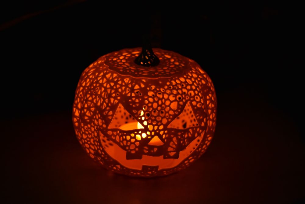 Светеща Хелоуин тиква за декорация