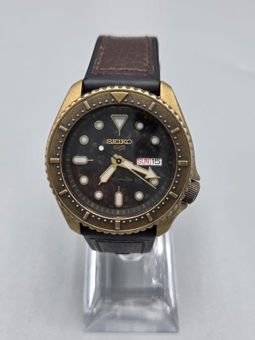 Ceas Seiko SRPE80K1 5 Sport Automatic 42,5 mm