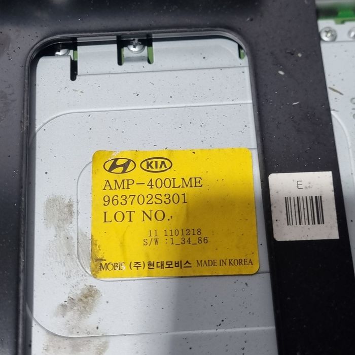 Amplificator audio Hyundai IX35 - (1427) s301