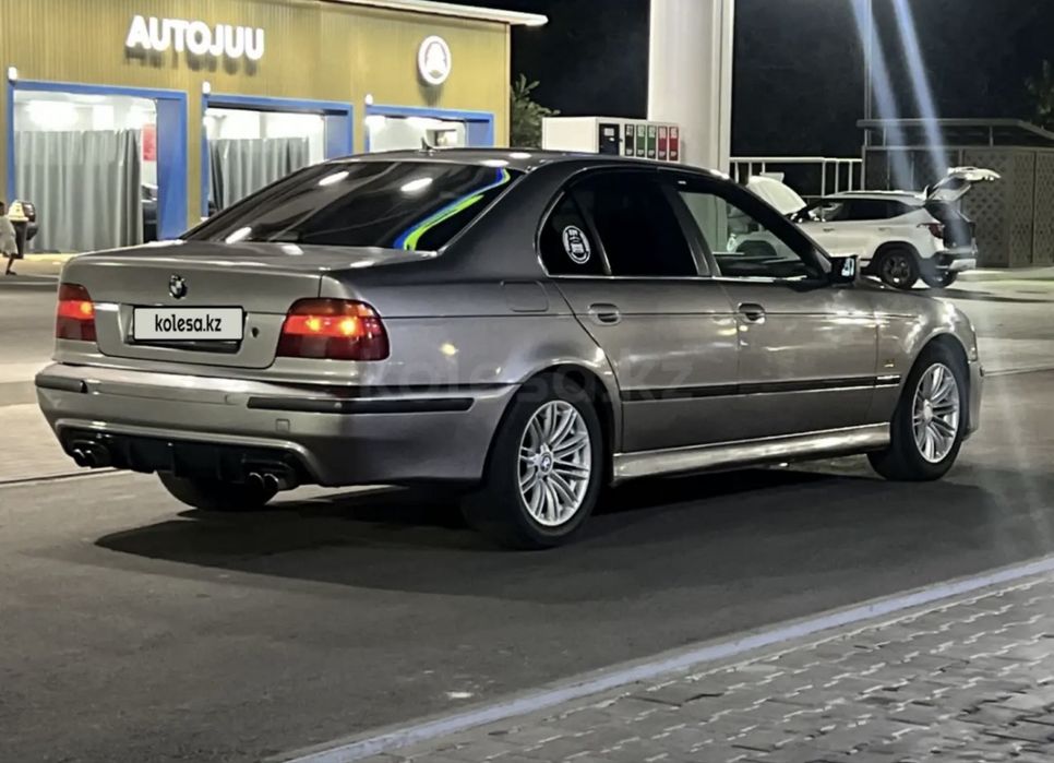 Продам автомобиль BMW E39