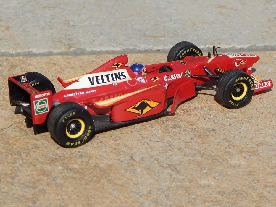 Macheta Formula 1 Williams Mecachrome 1998 J Villeneuve Minichamps