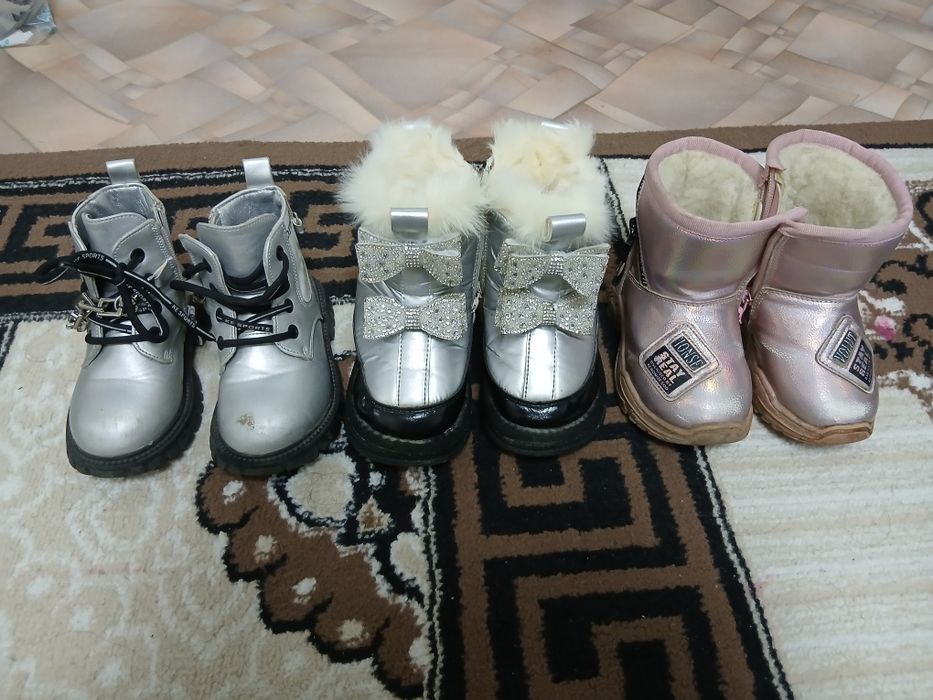 Продам обувь на девочку