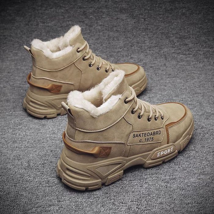 Erkaklar oyoq kiyimi