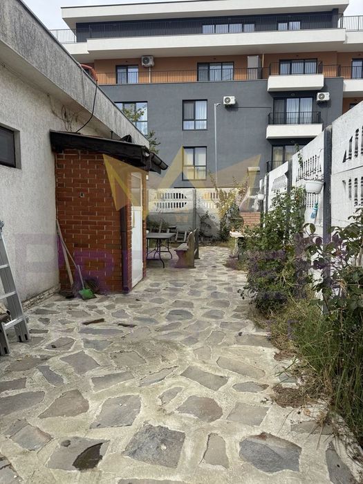 Продава се Къща в Варна, Възраждане 3 - 160 кв.м за 1938 €/кв.м - Снимка #9