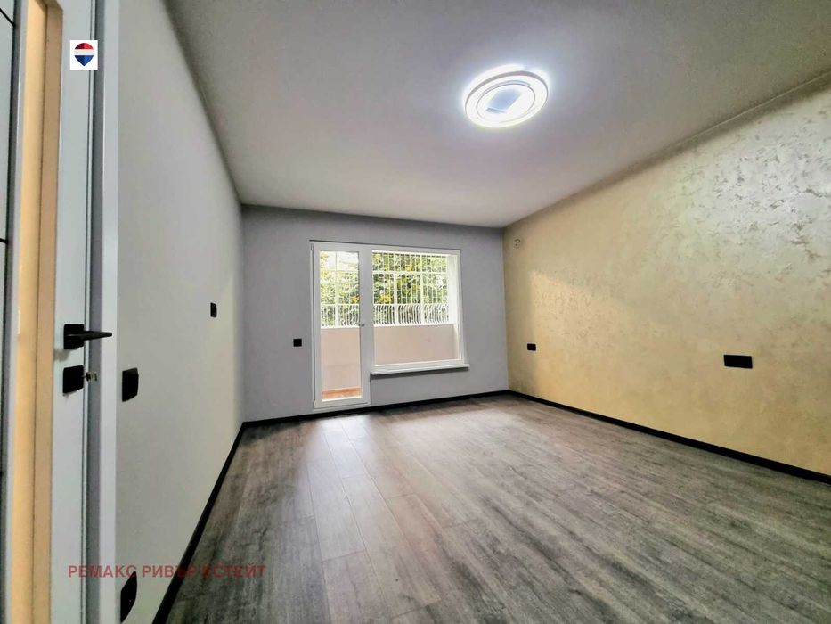 Продава се Двустаен апартамент в Русе, Дружба 3 - 66 кв.м за 1508 €/кв.м - Снимка #1