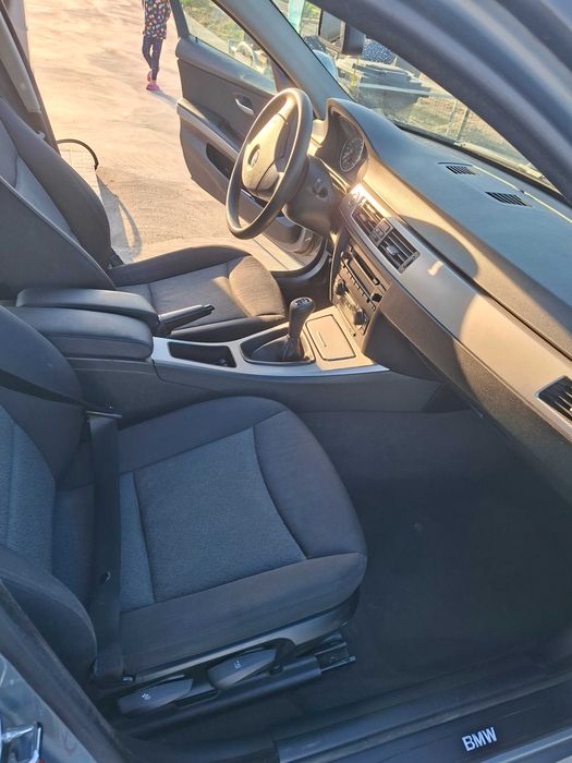 Bmw E90 318i 2.0 129 cp
