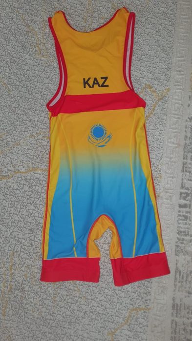 Нательник асикс красный