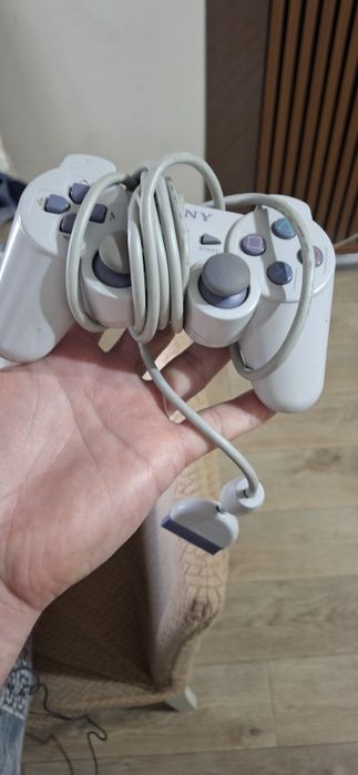 Продам playstation 1