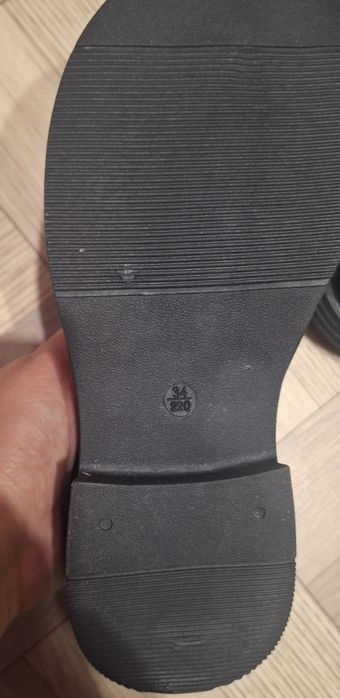 Туфли детские 34 размер