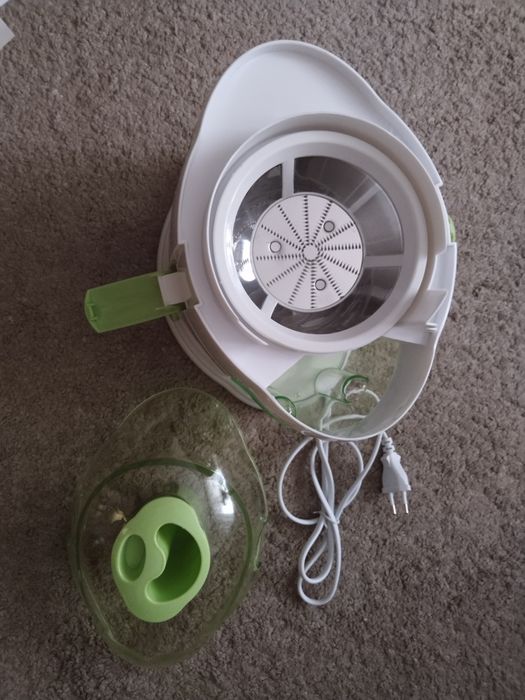 Соковыжималка Polaris продам