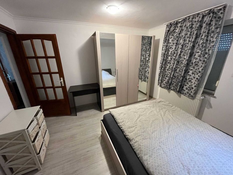 Apartament decomandat: 2 camere, 64mp + 10 mp - intrare Mosnita Noua