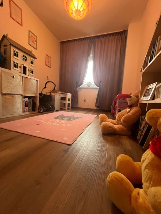 Apartament 2 camere transformat in 3, mobilat, utilat. Craiovita