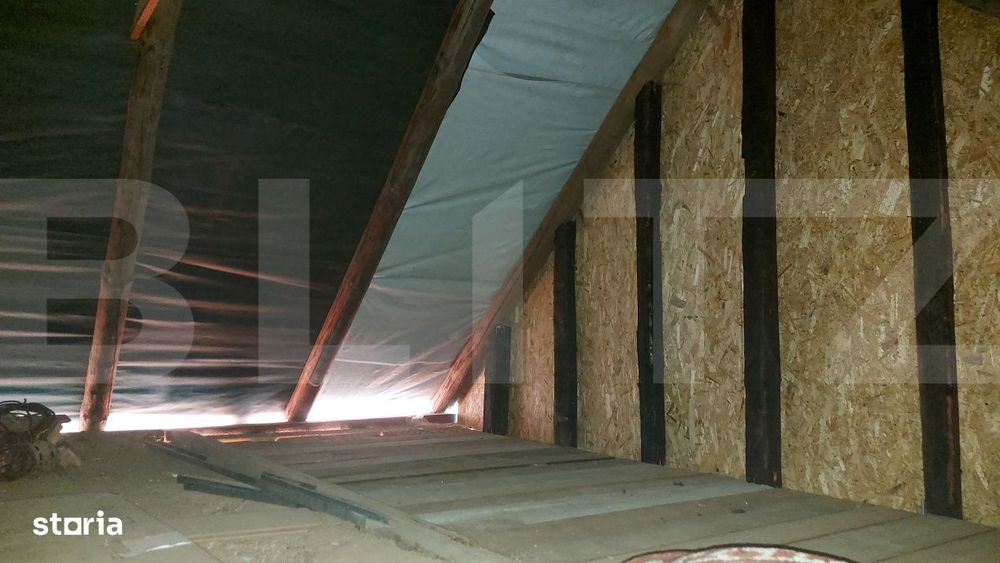 Casa cocheta din lemn masiv cu teren si livada – liniste, natura si