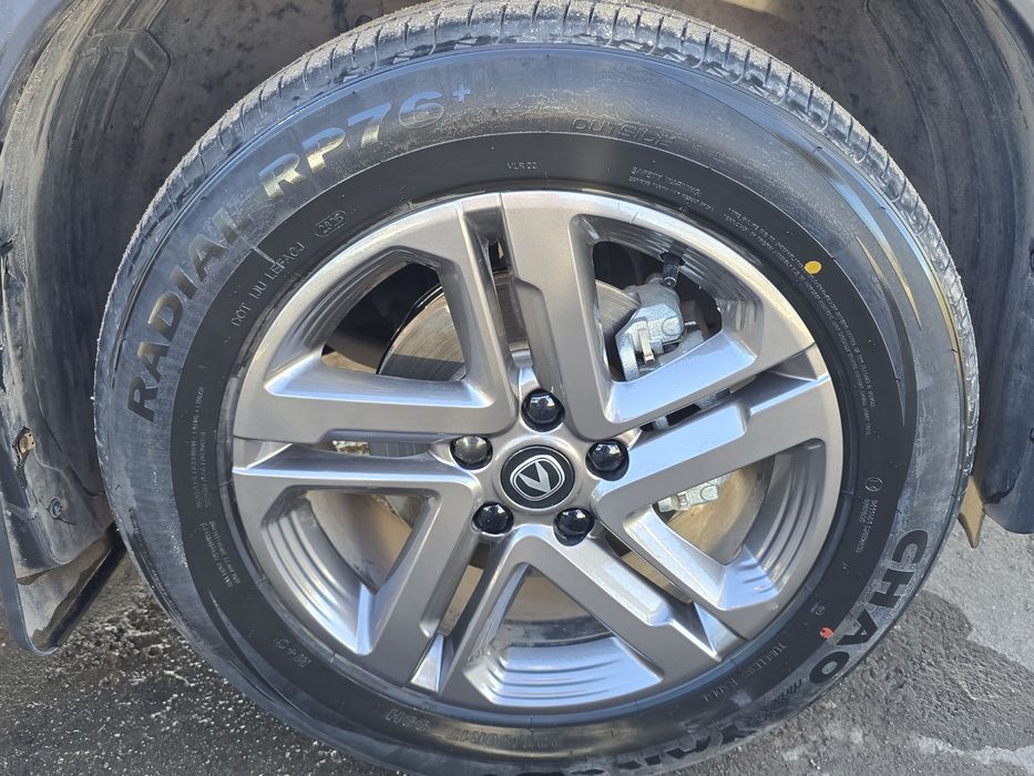 Диски с резиной.