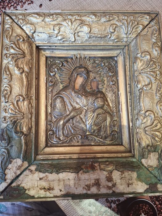 Icoană interbelică Maica Domnului cu pruncul în brațe