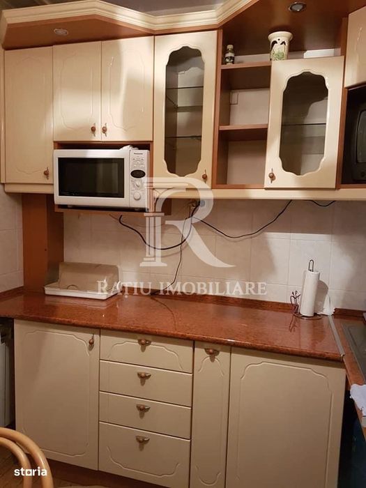 Apartament cu 3 camere | Etaj intermediar | Rogerius | Oradea — fotografia 3