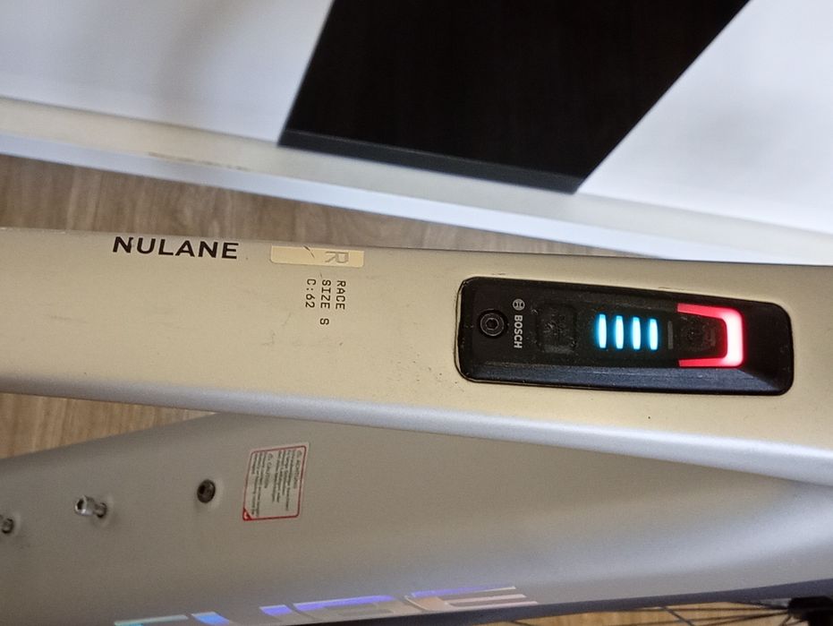 CUBE NULANE  R  C62  Electric Carbon