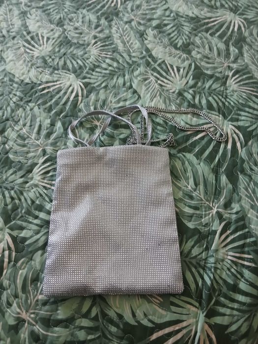 Различни дамски чанти