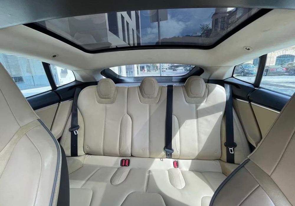 Tesla Model S Performance P85+ plus
