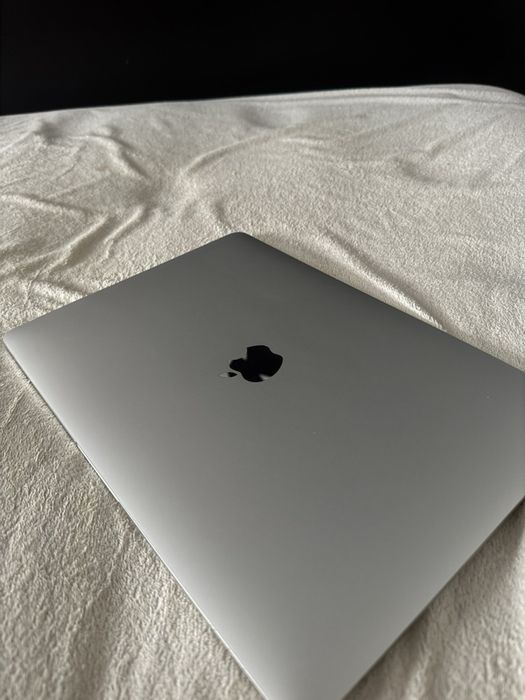 MacBook Air M1 256GB
