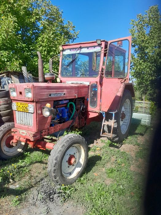 Vánd tractor u 650 an stare de functionare