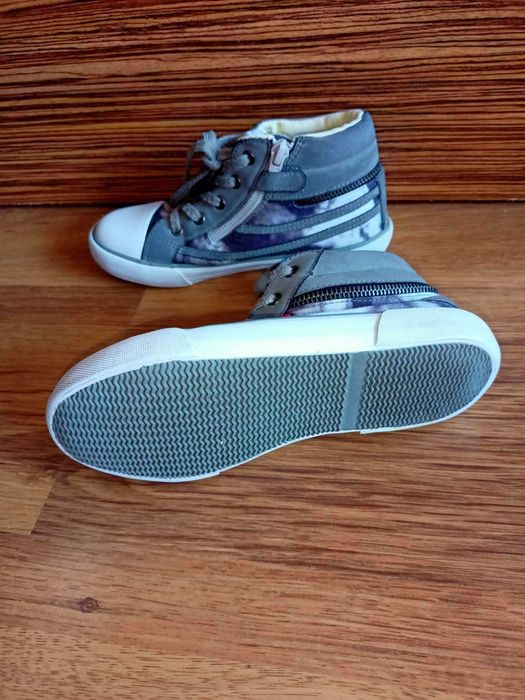 Гуменки Levi's - 32 номер, гр. Варна