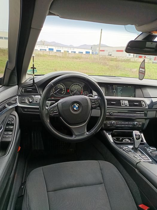 BMW Seria 5 / F10 / 530 x drive