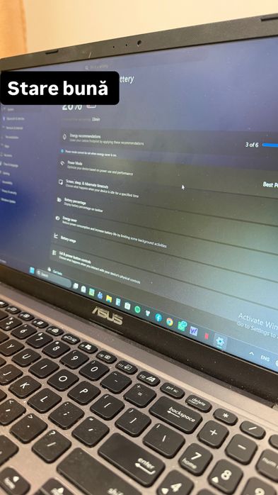 Vand laptop Asus