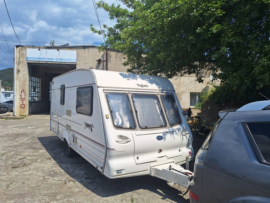 Bailey Pageant Imperial 2000 ideala pentru vacante!