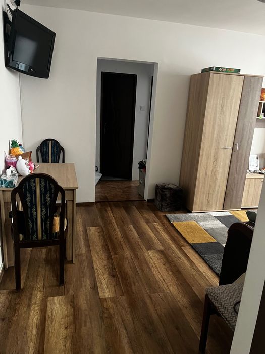 Vând apartament cu 2 camere