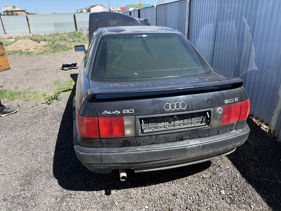 Ауди 80 Б4 по запчастям