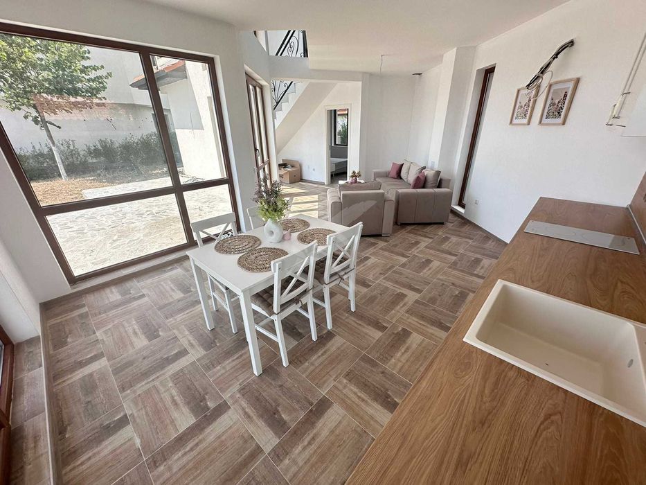 Продава се Къща в Ахелой - 179 кв.м за 1006 €/кв.м - Снимка #1