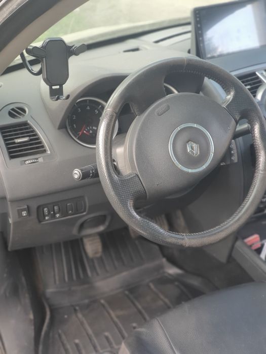 Vind Megane 2 cabrio Karman,benzina+ GPL