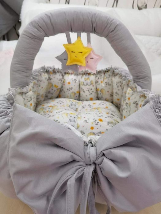 Гнездо за бебе с активна гимнастика